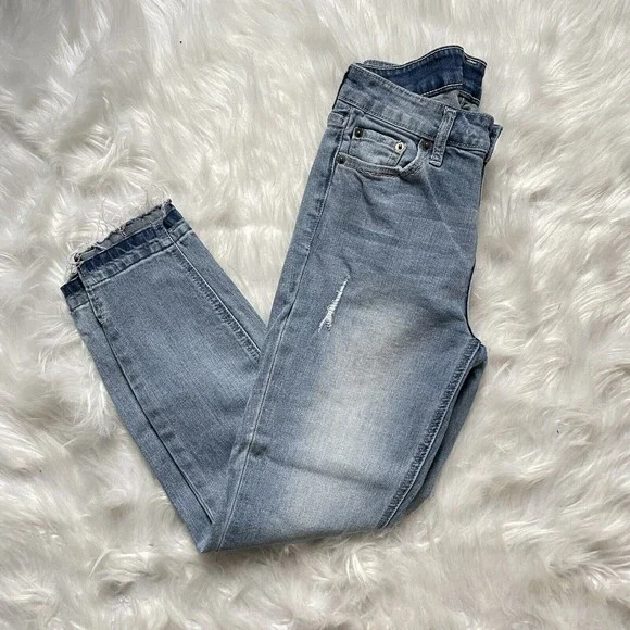 Cosmic Blue Love Cropped Denim Jeans Size 28 Blue Mid Rise Distressed Raw Hem - Picture 7 of 12